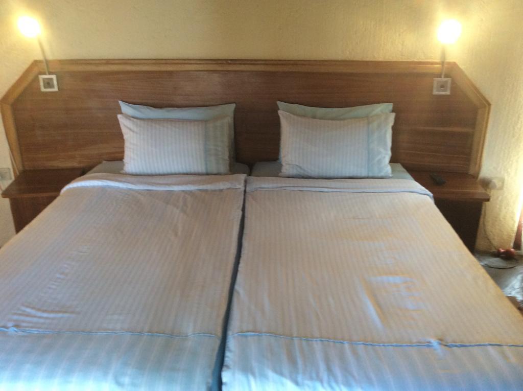 Airport Lodge Voigtland Ngoại thất bức ảnh
